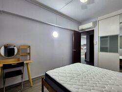 Blk 210 Bedok Town Centre (Bedok), HDB 3 Rooms #584000061